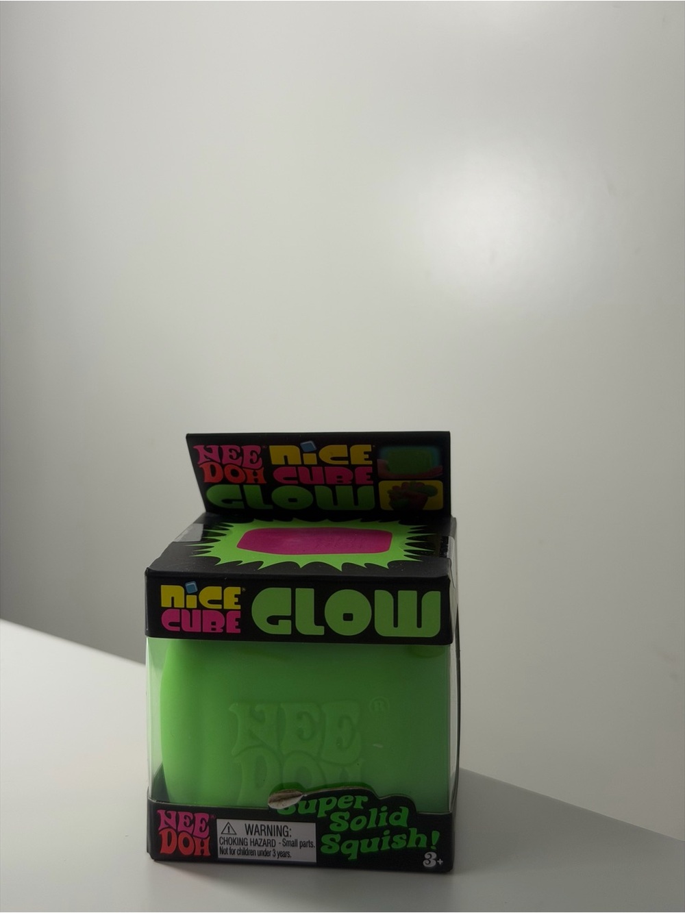Nice Cube Glow - Green Super Solid Squish